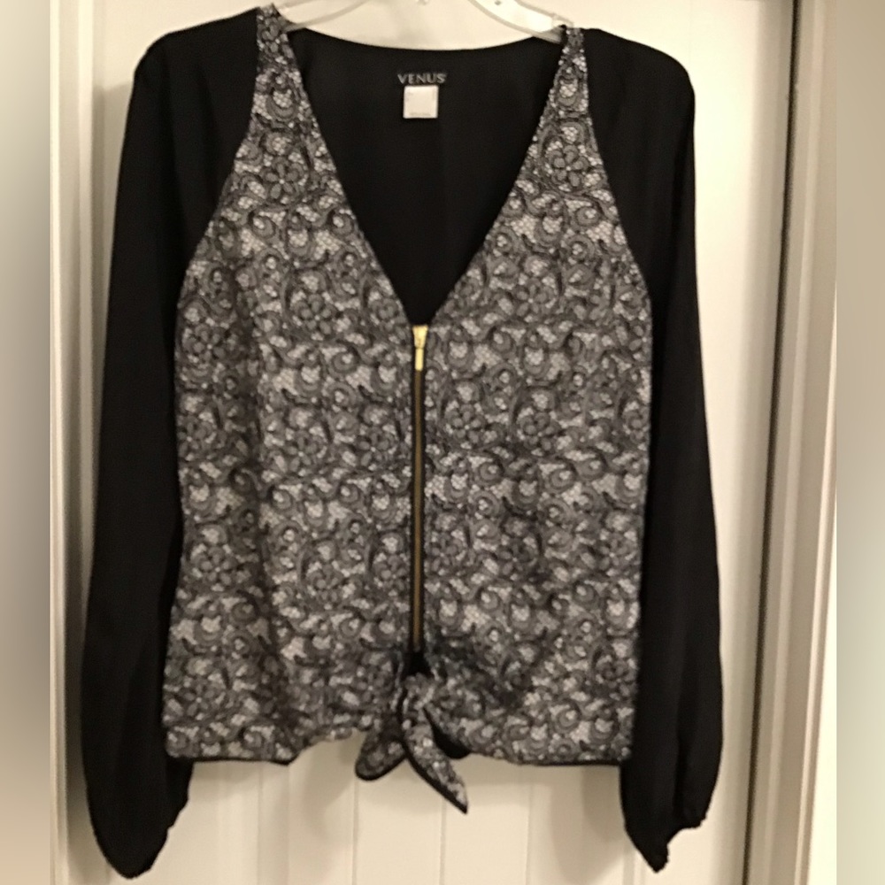Venus Top